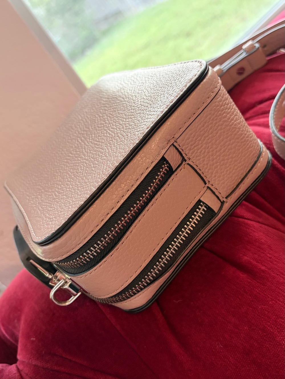 Marc Jacobs Blush Pink (more natural color)Leather crossbody Bag - Picture 6 of 12